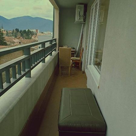 Stan U Sarajevu Na Ilidzi Apartment Sarajevo Bagian luar foto