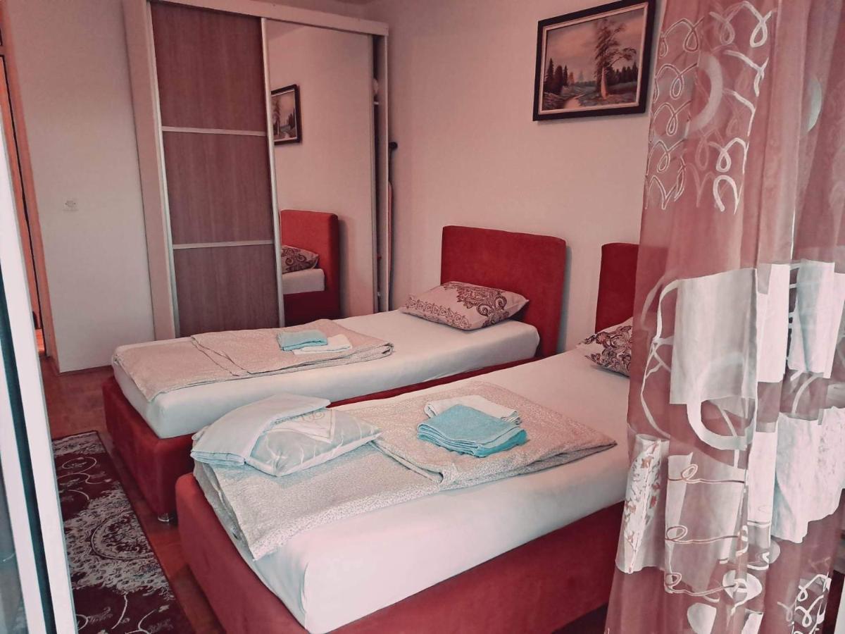 Stan U Sarajevu Na Ilidzi Apartment Sarajevo Bagian luar foto